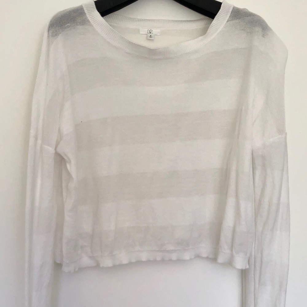White knit top